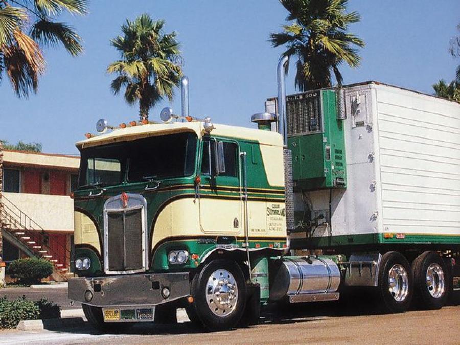  Kenworth K100 1963 года  (фото 2 из 3)